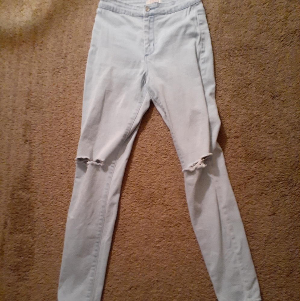High waisted jeans